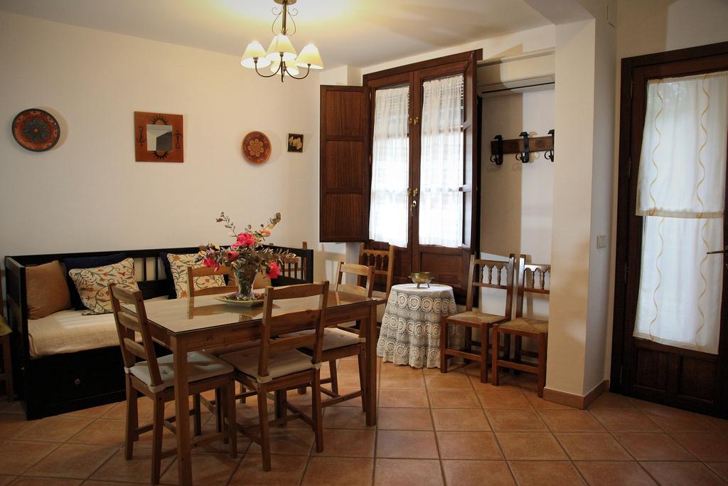 Casa Rural Azahar Priego de Córdoba Δωμάτιο φωτογραφία